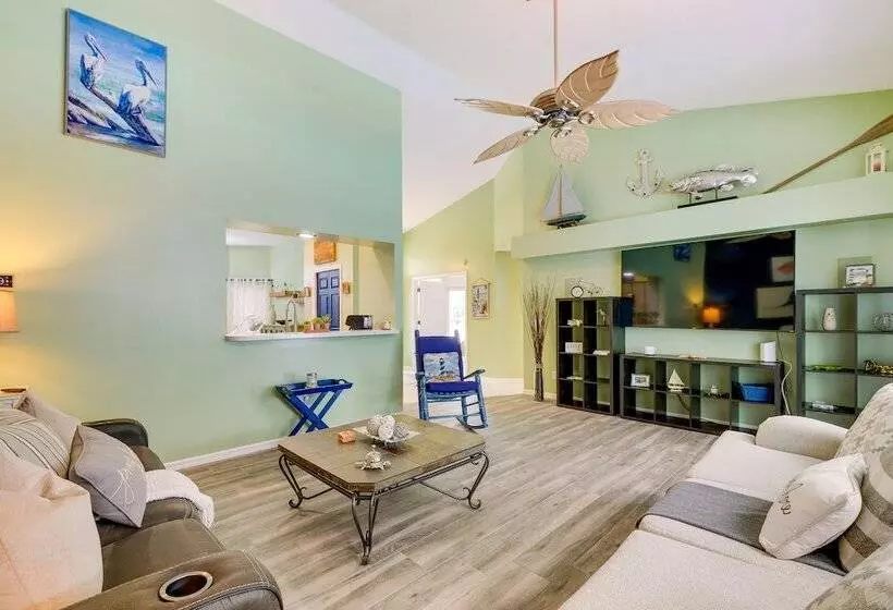Sunny Home W/ Pool & Lanai   Near Rainbow River!