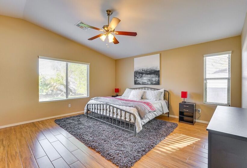 Sunny Surprise Home: Heated Outdoor Pool, Hot Tub!