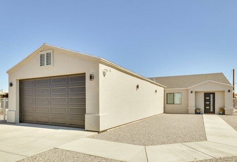 Topocks Premier Luxury Rental Home: 5 Mi To River