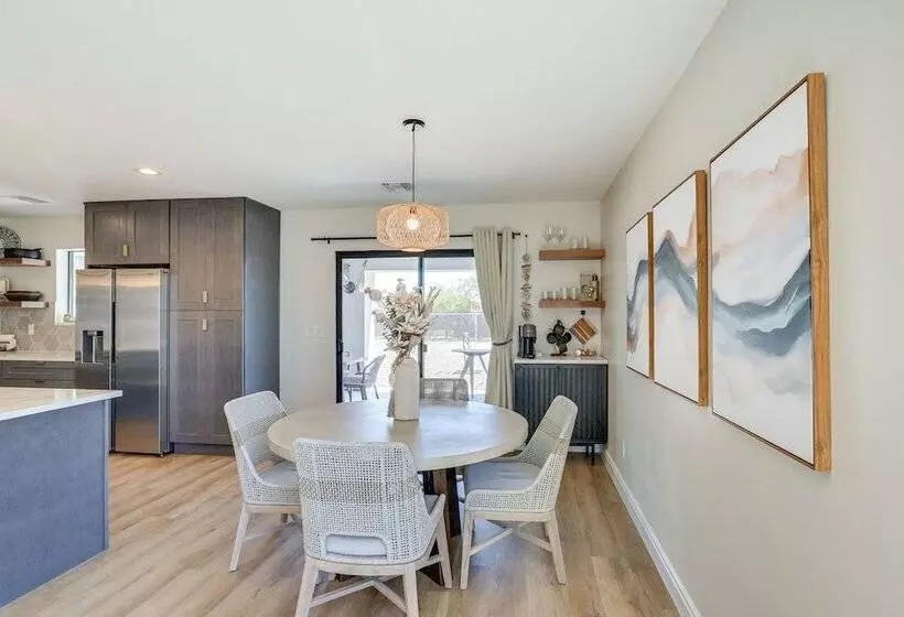 Topocks Premier Luxury Rental Home: 5 Mi To River