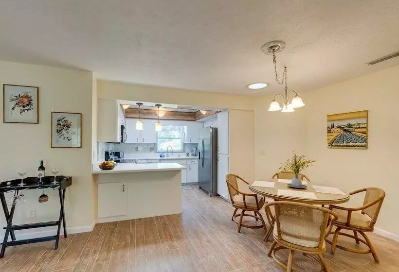 Tranquil Venice Escape W/ Private Backyard Oasis!