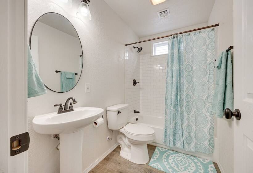 Updated Home W/ Yard ~ 14 Mi To Quartz Mountain!