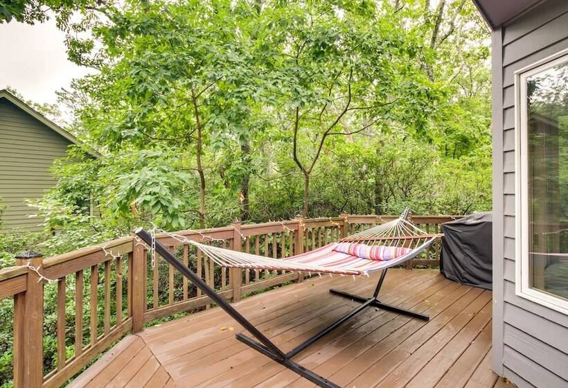 Wintergreen Resort Home W/ Deck, 1 Mi To Skiing!