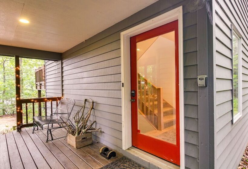 Wintergreen Resort Home W/ Deck, 1 Mi To Skiing!