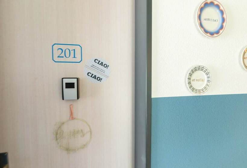 Becozy Du Lac Self Check In Hotel Riviera Edition