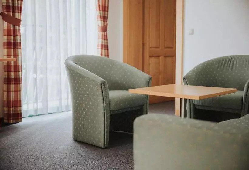 هتل Appartements Wieshof
