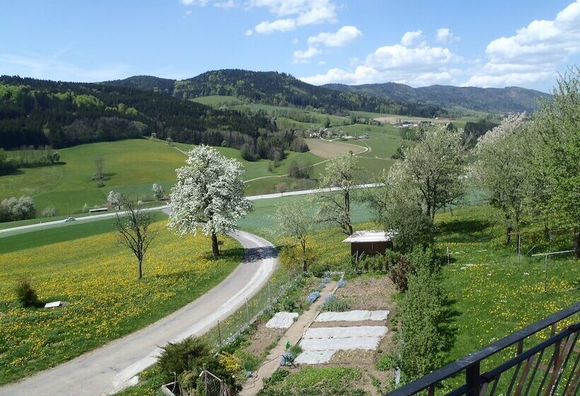 ホテル Bauernhof Waira