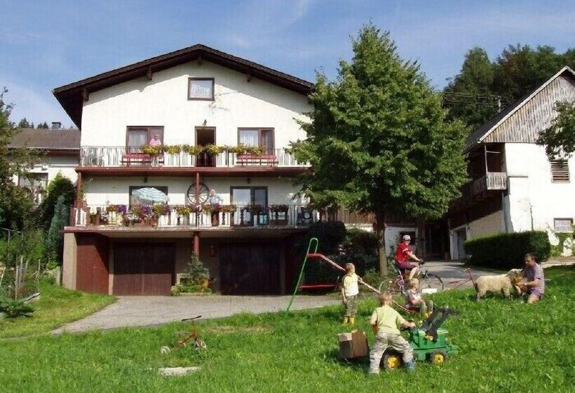 ホテル Bauernhof Waira