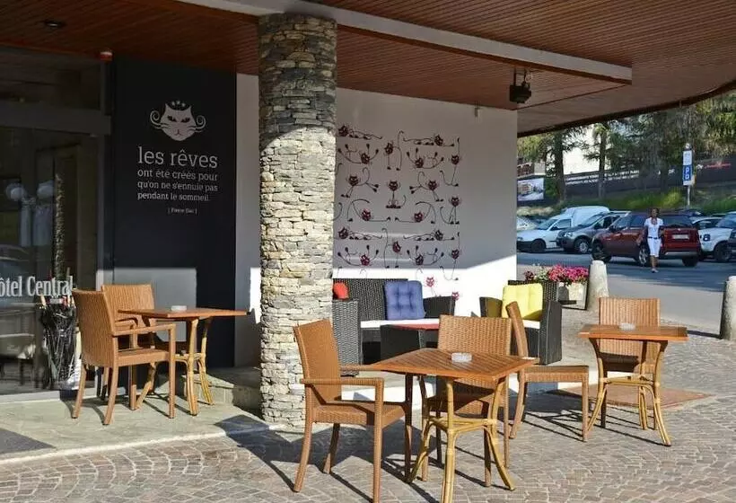 ホテル Central, Spa & Lounge Bar