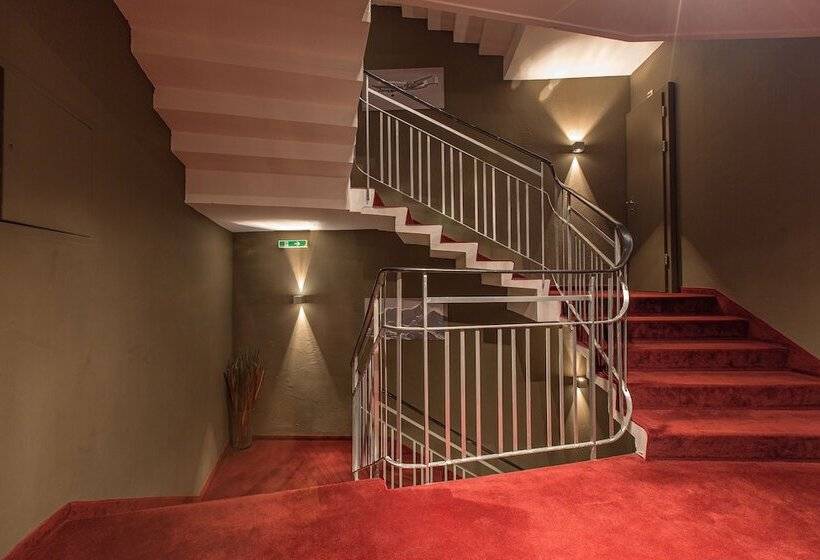 酒店 Central, Spa & Lounge Bar