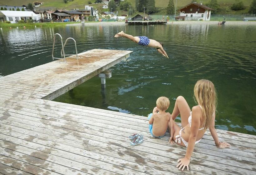 Отель Garni Bergwelt