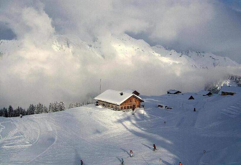 ホテル Gasthof Kreuz