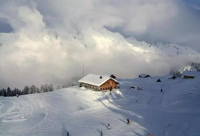 Hotelli Gasthof Kreuz