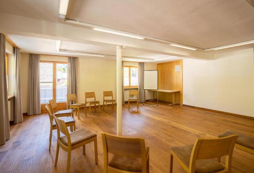 ホテル Gasthof Kreuz