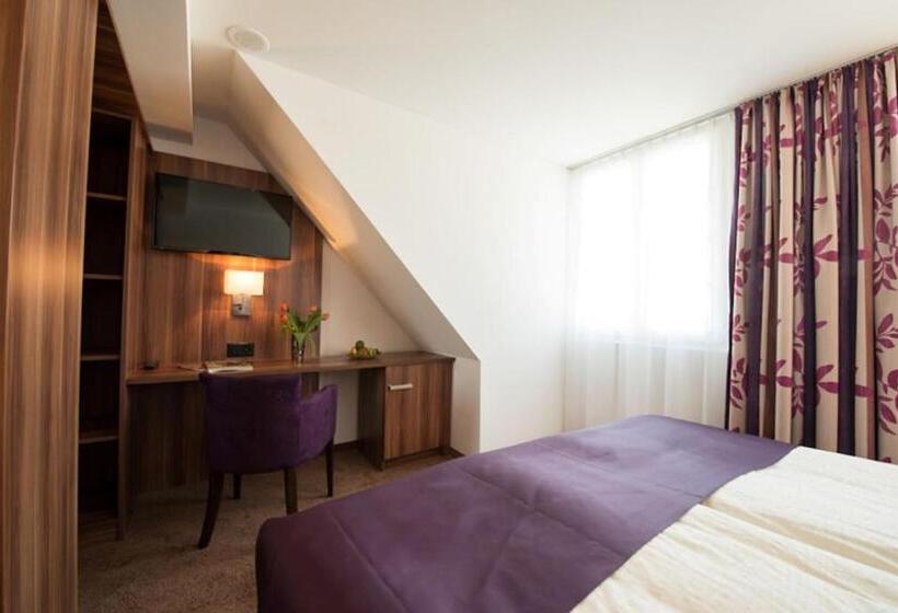 בית מלון כפרי Gasthof Zum Hecht