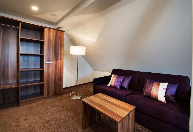 בית מלון כפרי Gasthof Zum Hecht