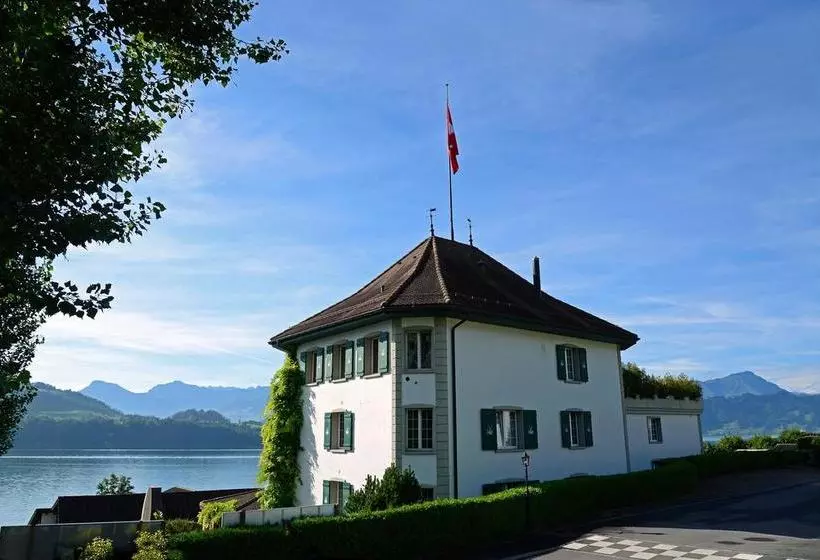 ホテル Jagdschloss – Swisschalet Merlischachen