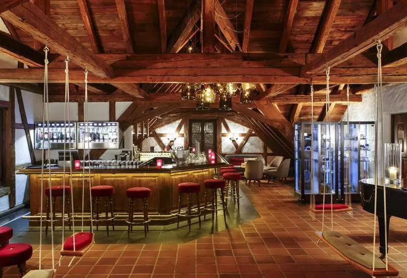 ホテル Jagdschloss – Swisschalet Merlischachen