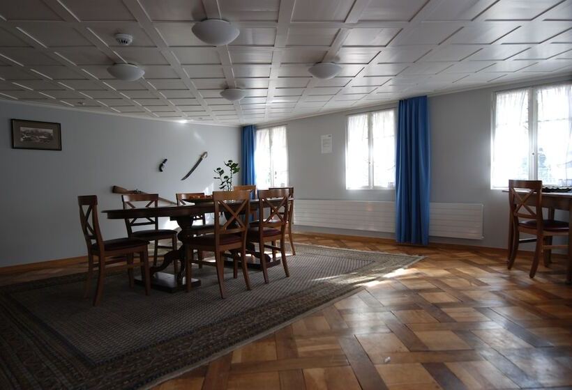 בית מלון כפרי Klösterli