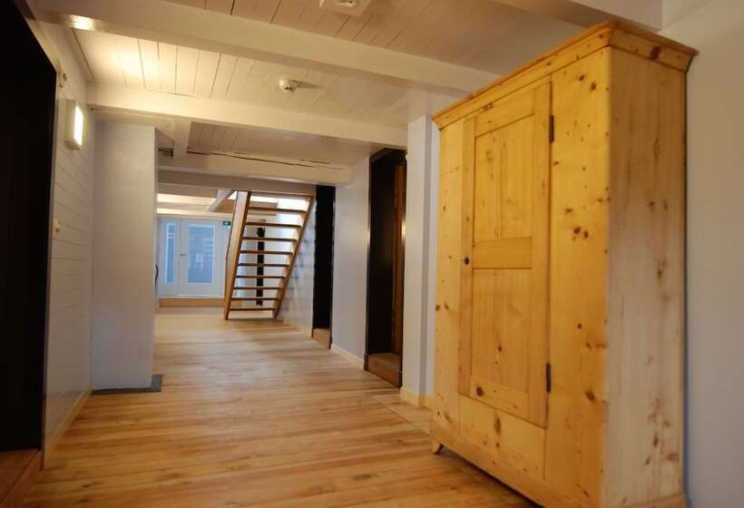 בית מלון כפרי Klösterli