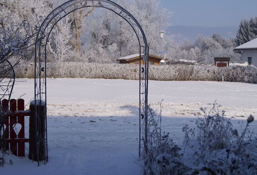 ホテル Landhaus Noreia