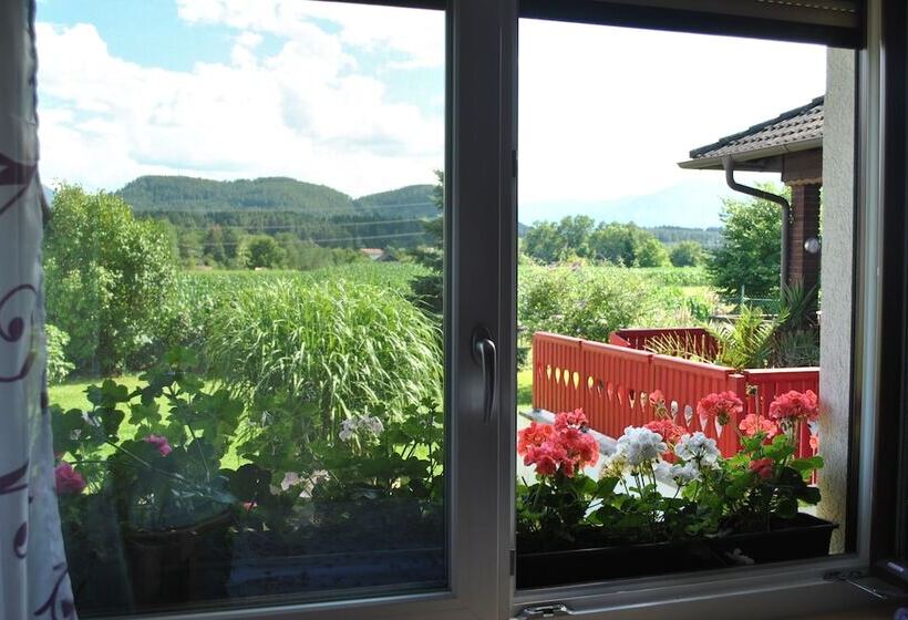 ホテル Landhaus Noreia