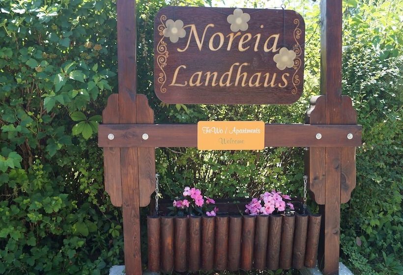 ホテル Landhaus Noreia