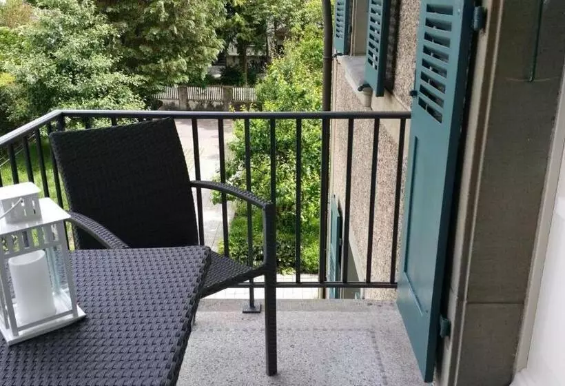 ホテル Max Aviation Villa & Apartments