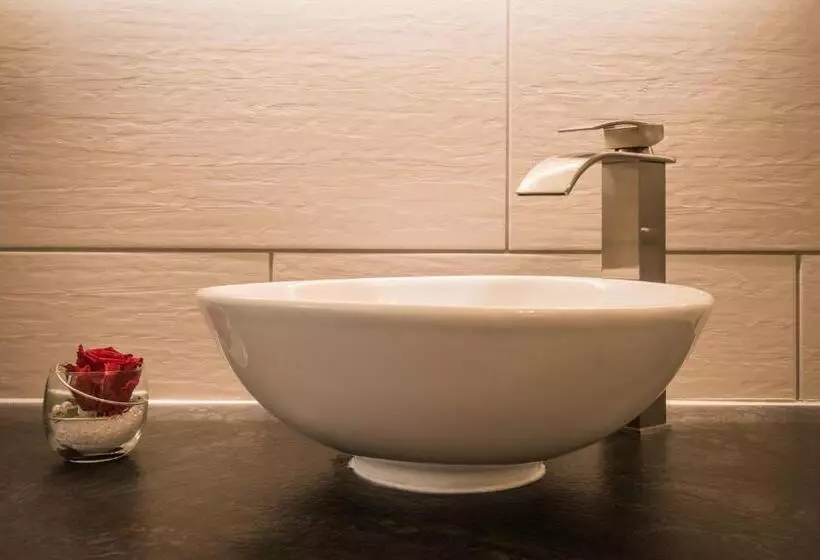 ホテル Max Aviation Villa & Apartments