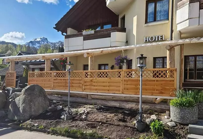 Hotelli Restaurant Schönau