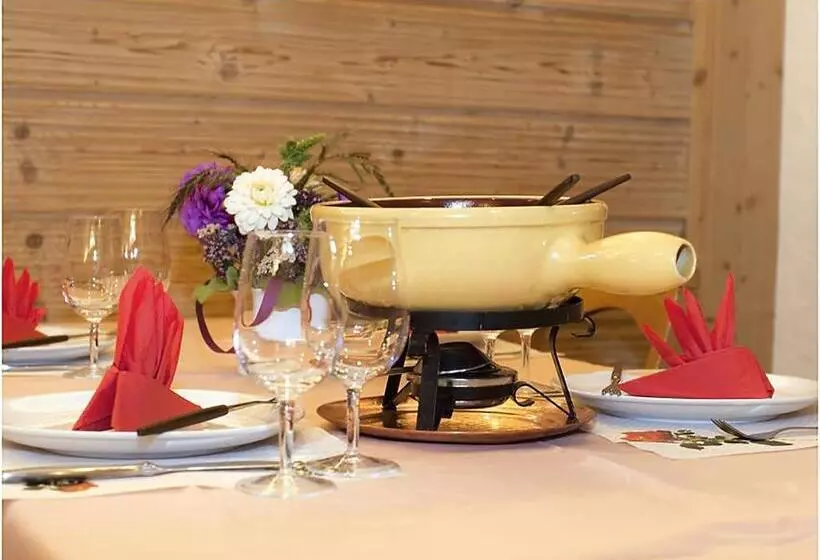 Hotelli Restaurant Schönau