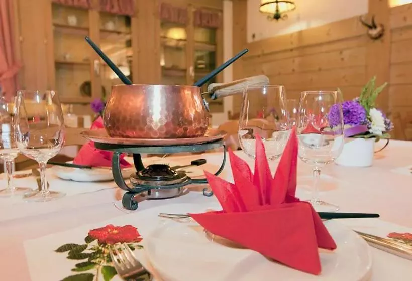 Hotelli Restaurant Schönau