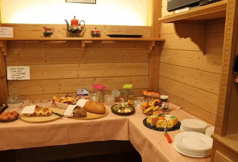 Hotelli Restaurant Schönau