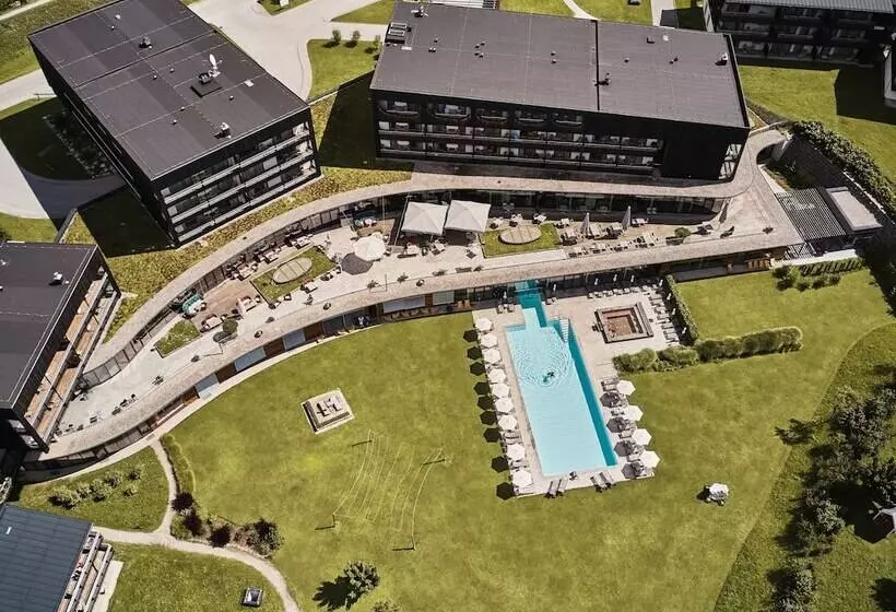 Hotelli Aja Bergresort Werfenweng