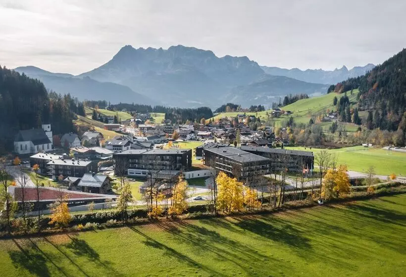 Hotelli Aja Bergresort Werfenweng