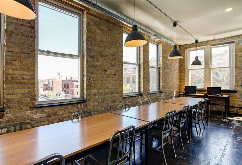 فندق Urban Holiday Lofts