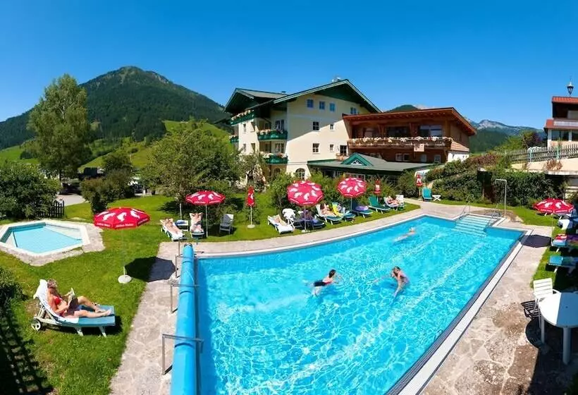 Hotelli Wohlfühlresort Und Feriengut Martinerhof