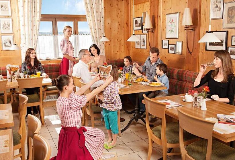 Landzeit Motor Hotel St. Valentin