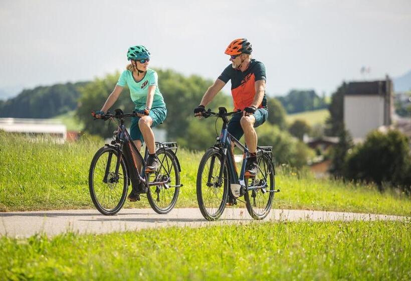 See Hotel Post Am Attersee