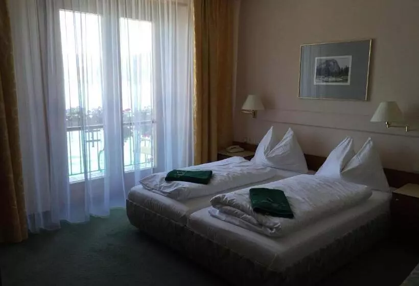 See Hotel Post Am Attersee