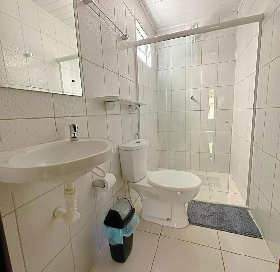 ユースホステル Chalés Milagres Green