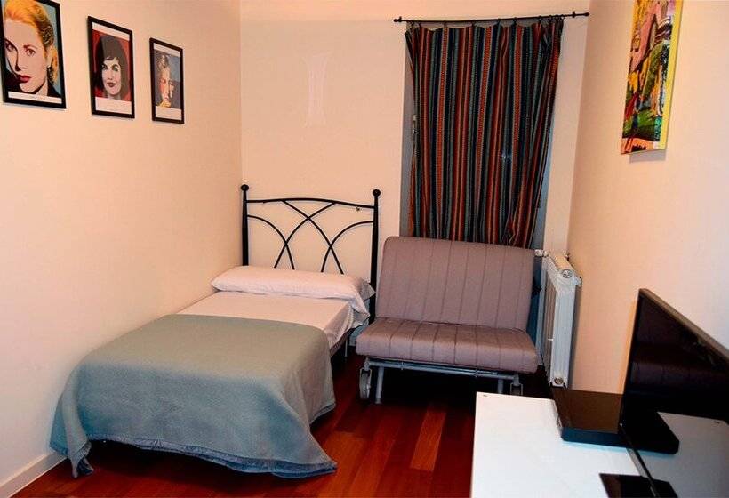 Apartamentos Las Margas Sabiñánigo 3000