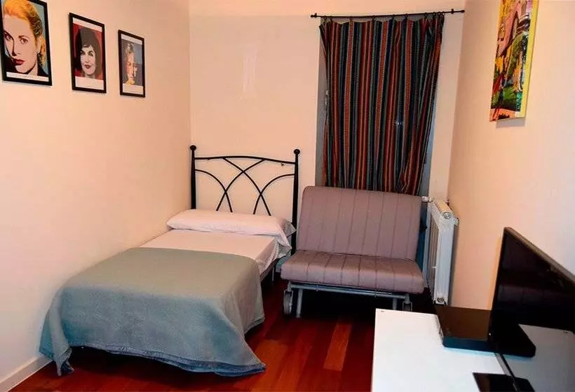 Apartamentos Las Margas Sabiñánigo 3000