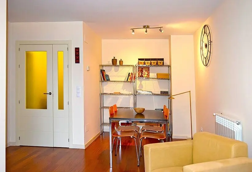 Apartamentos Las Margas Sabiñánigo 3000