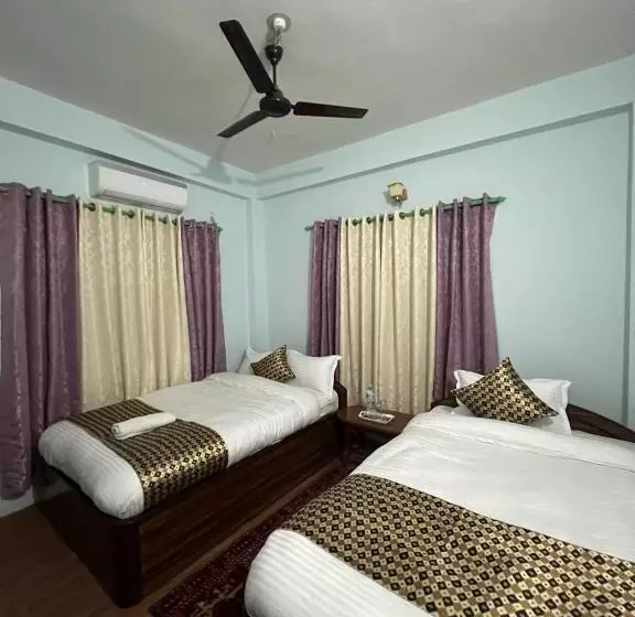 تختخواب و صبحانه Safari Suite