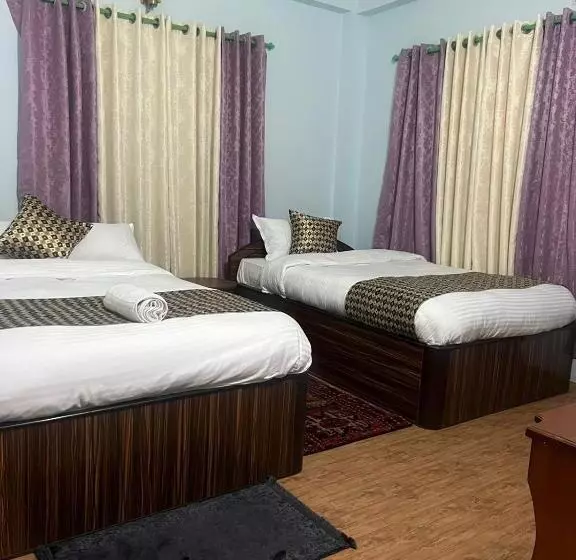 تختخواب و صبحانه Safari Suite