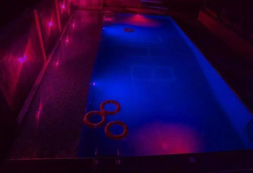 Bintoo Hotel Limited