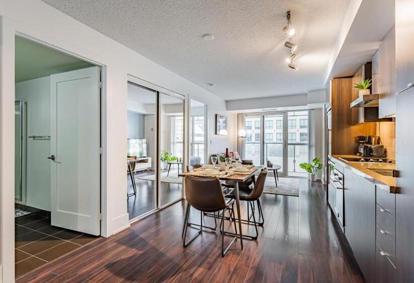 هتل 300 Front Property