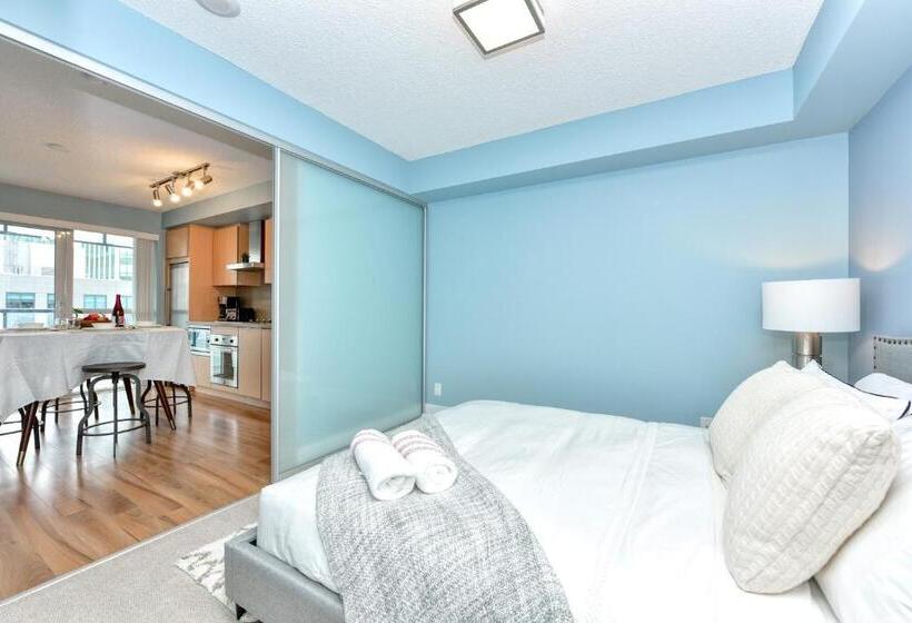 هتل 300 Front Property