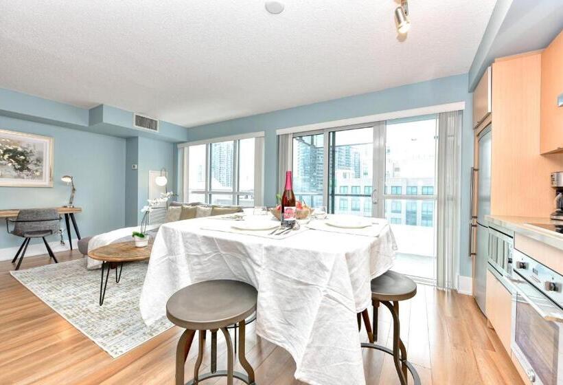 هتل 300 Front Property